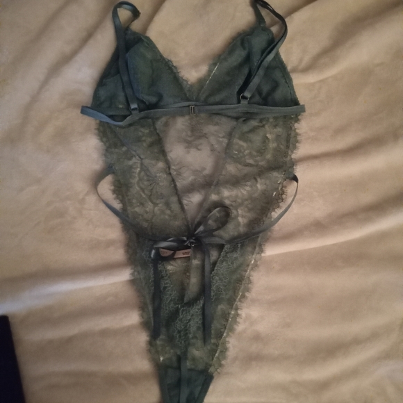 Lace babydoll - Picture 7 of 11